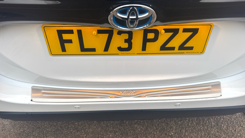 Toyota Yaris 1.5 Hybrid Design 5dr CVT Hybrid Hatchback